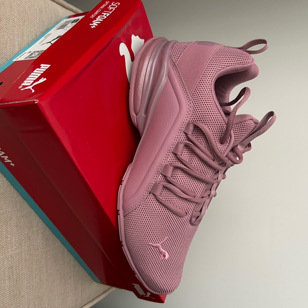 PUMA Women's Mauve Athletic Sneakers